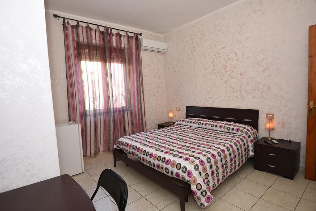 Bed and Breakfast Sa Marina La Caletta Exteriér fotografie