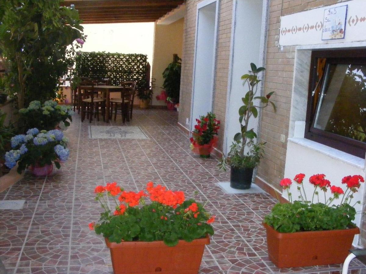 Bed and Breakfast Sa Marina La Caletta Exteriér fotografie